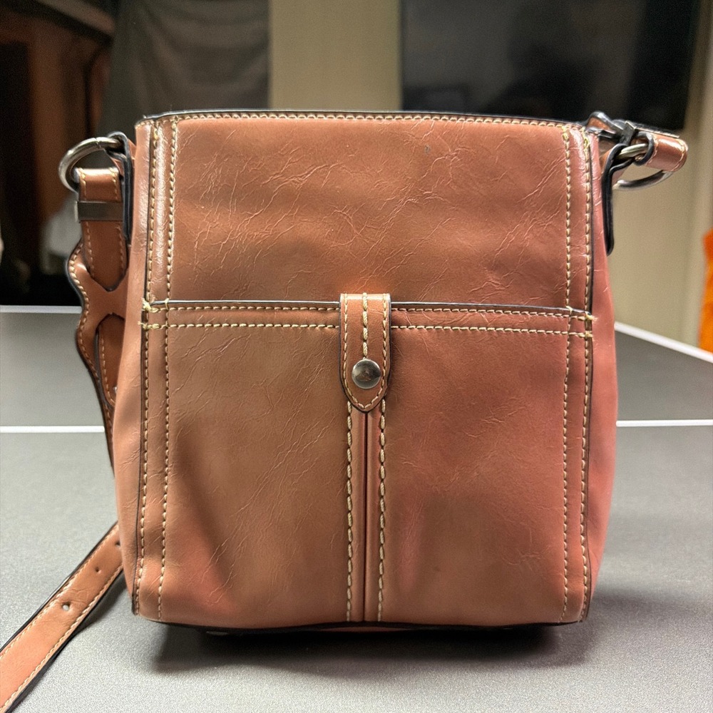 Simply Noelle Cognac Brown Faux Leather Crossbody Bag‎ Bronze Hardware Stitching